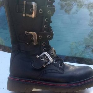 Demonia Black buckle/zipper boots
